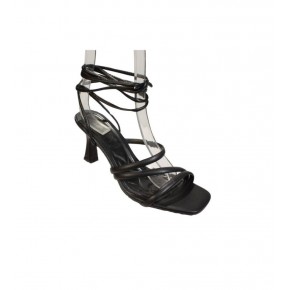 YAZKIŞ Kadın Siyah Ten Cilt Üzeri Bantlı Bilekten Dolamalı 8cm Kadeh Topuklu  Ayakkabı